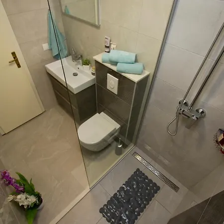 Toni Μακάρσκα